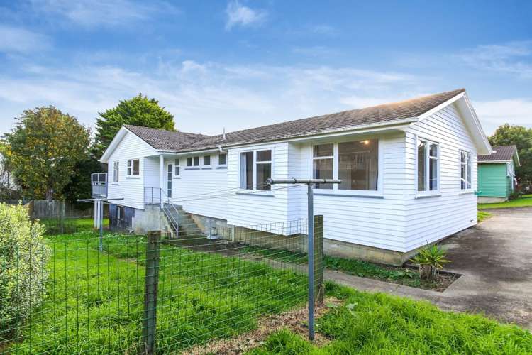 4 Grandison Crescent New Lynn_2