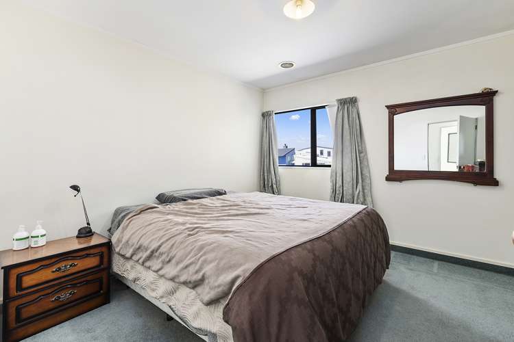 39 Bowes Crescent Strathmore Park_9