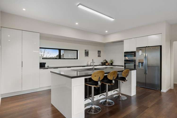 25 Hallfield Drive_3