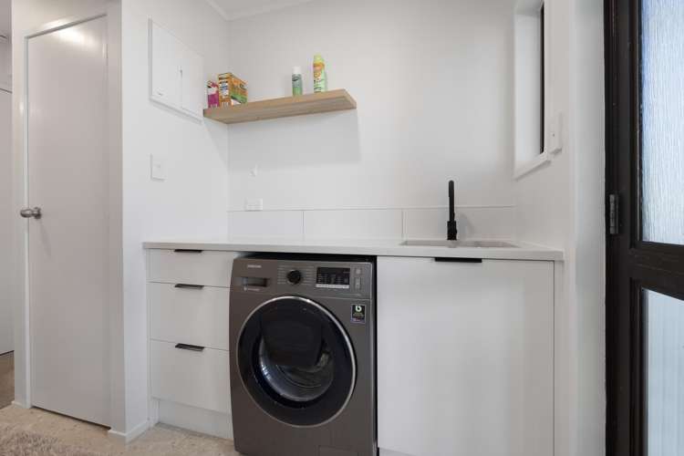 45 Cochrane Avenue Arkles Bay_26