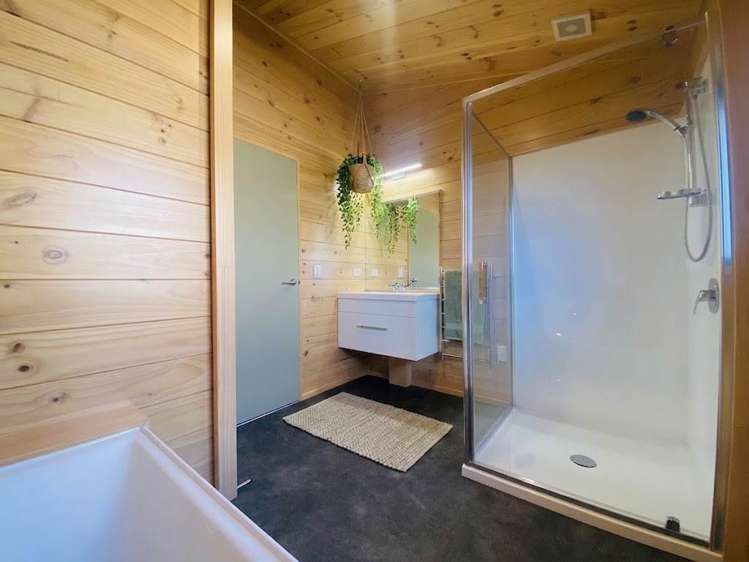 129 Otuiti Road Pukekawa_11