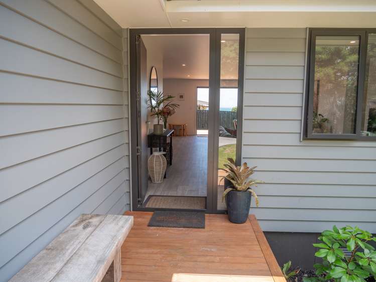 24 Dudley Crescent Cable Bay_19