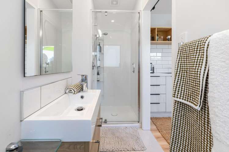 210 Crawford Road Te Puna_35