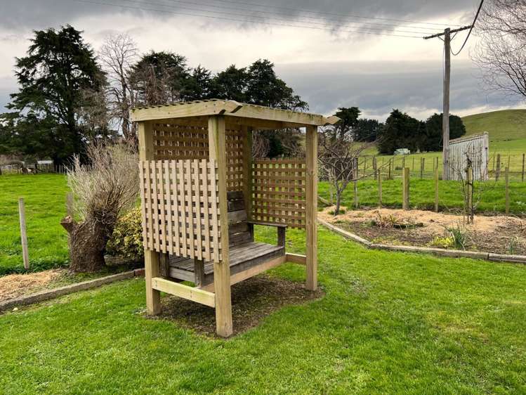 881 Cowper Road Dannevirke_18