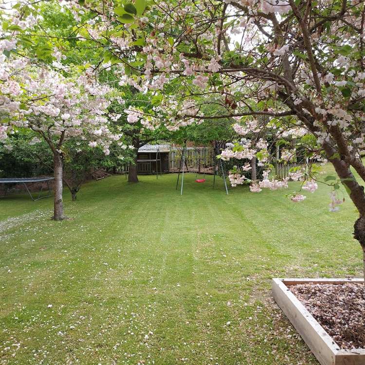 184 Pages Road Marchwiel_17