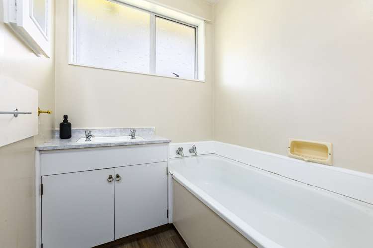 2/419 Halswell Road Halswell_9