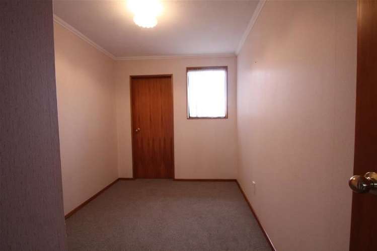 4b Crombie Street Gore_5