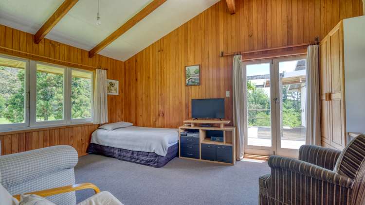 605 Takahue Road Takahue_13