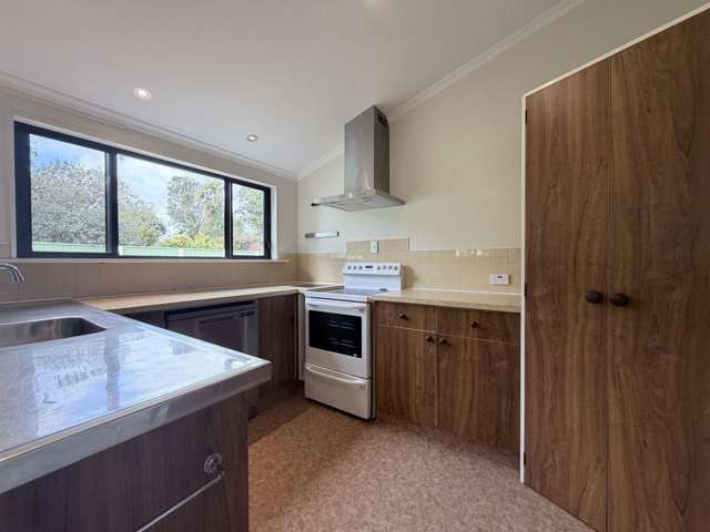 35 Old South Road Okato_2