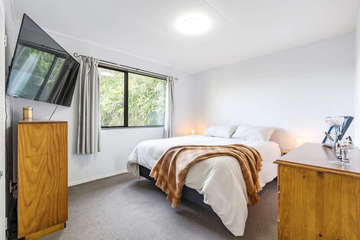 77 Poplar Grove_2