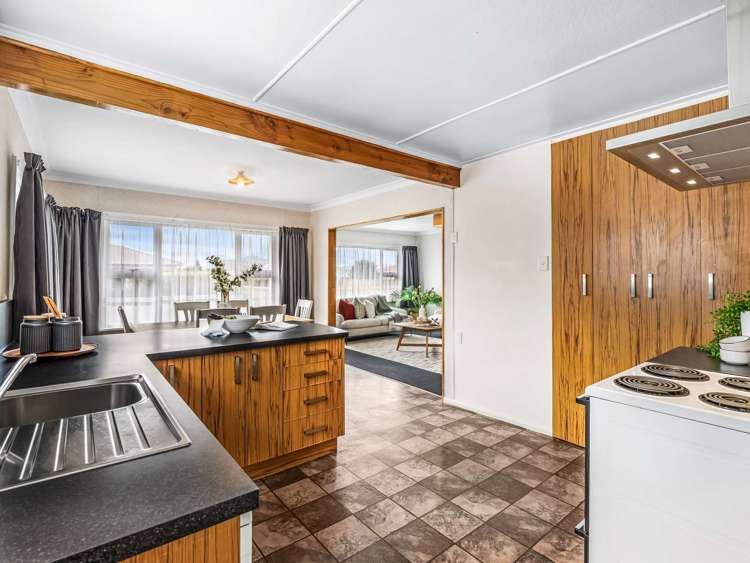 26 Forbury Avenue Takaro_4