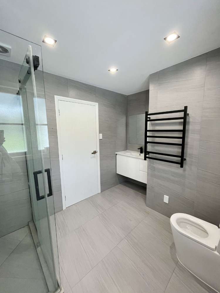 42 Tiroroa Avenue Te Atatu South_5