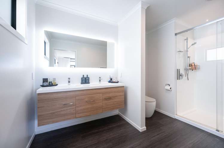 51 Summersfield Boulevard Richmond_16