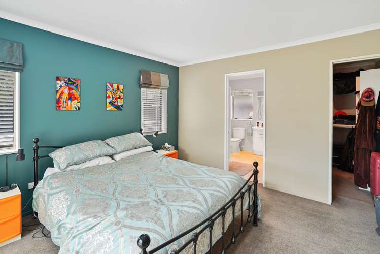 105 Saxton Road Stoke_10