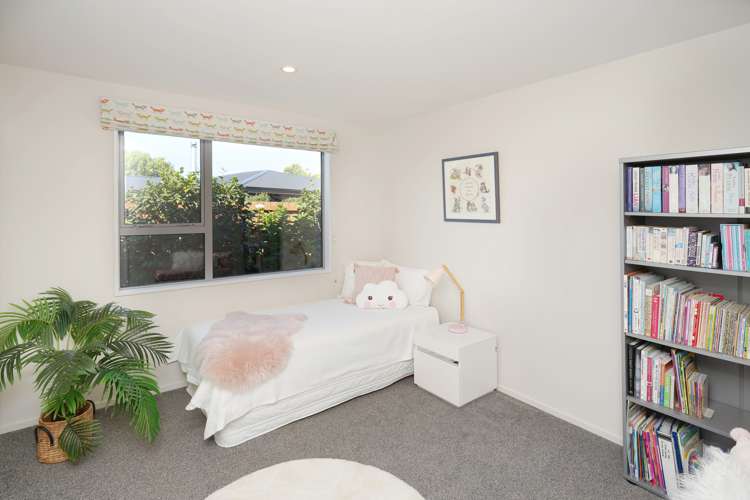 37 Russ Drive Lincoln_15