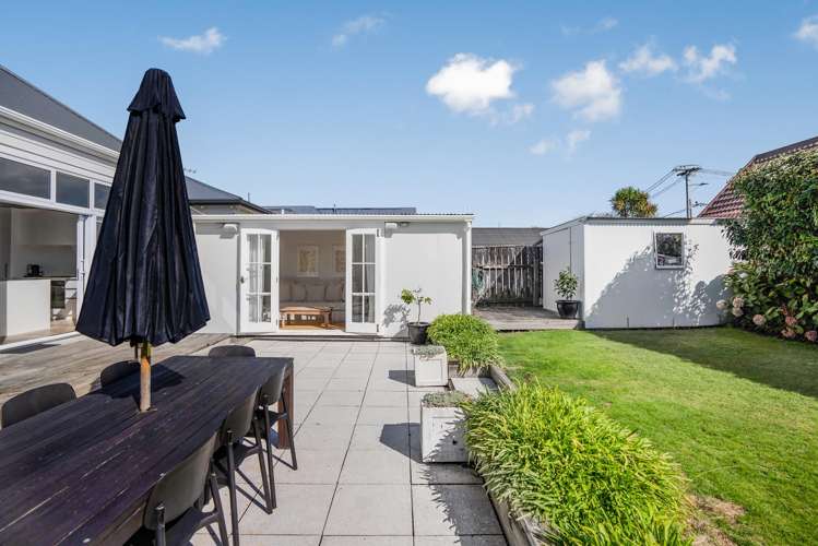 23 Queen Street Upper Hutt_19