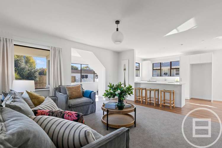 902 Avonside Drive Avondale_23
