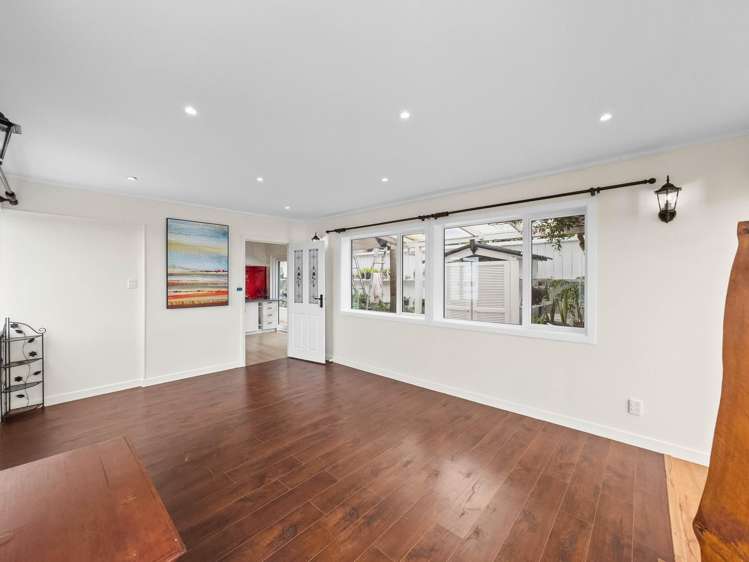 73C East Coast Road Castor Bay_7