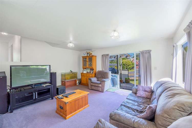 1/11 Atlantis Place Totara Vale_5