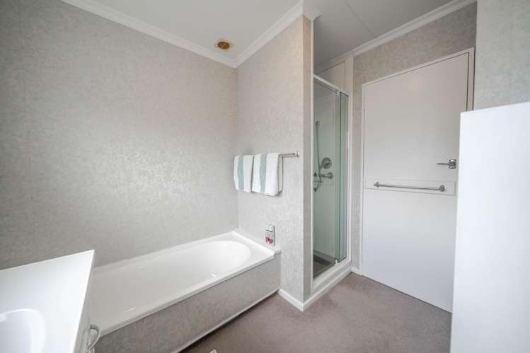 96 Mackenzie Street Winton_21