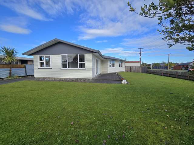 Excellent location - solid home with garaging