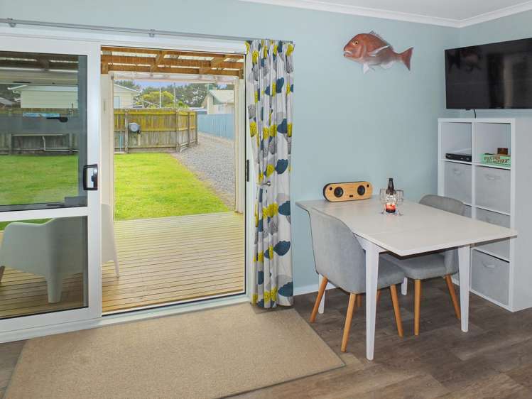 16A Edinburgh Terrace Foxton Beach_9