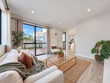 38 Greenfinch Road_2