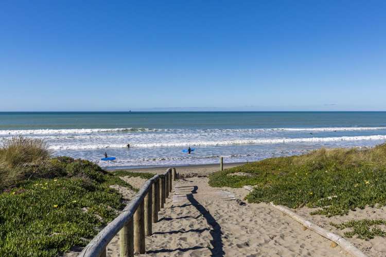 2/8 Ballance Street Waimairi Beach_21