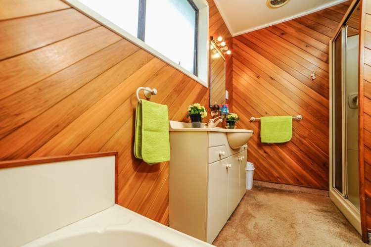 18 Glucina Place Glen Eden_15