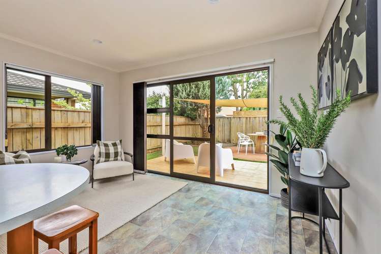 13 Knightsbridge Place Taradale_3