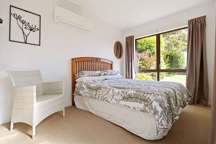 3 Sheridan Crescent Leamington_26