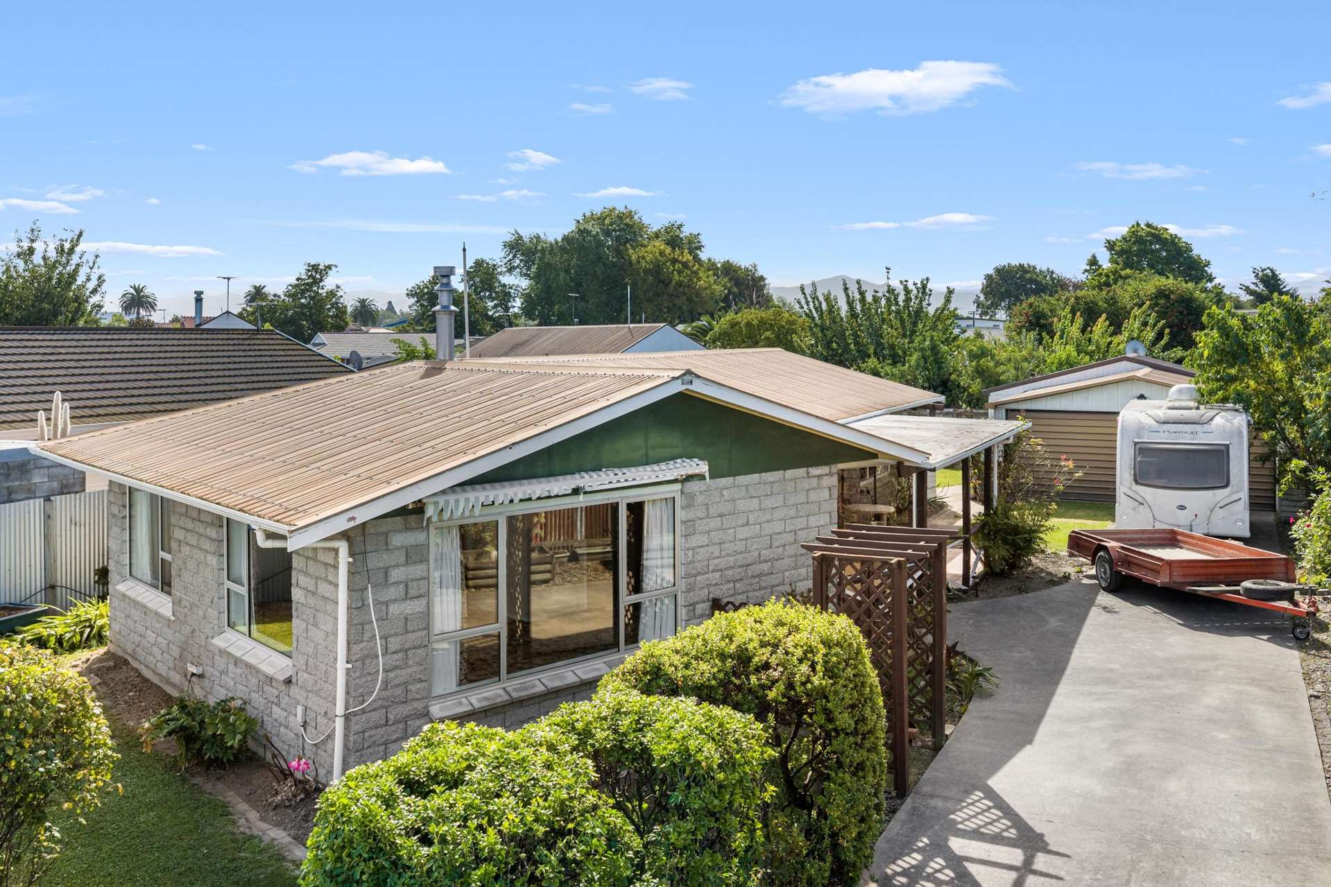 4 Snowden Crescent Islington_0