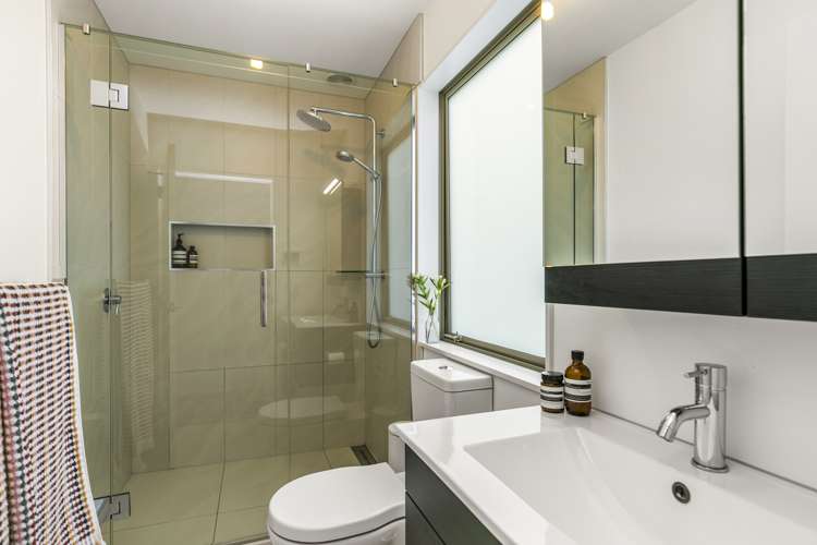 41 Red Beech Avenue Woodridge_6