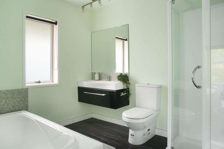 24/19 Glencarron Place Bethlehem_12