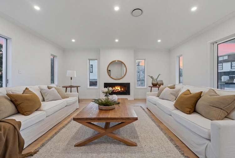 5 Lucas Creek View Way_5