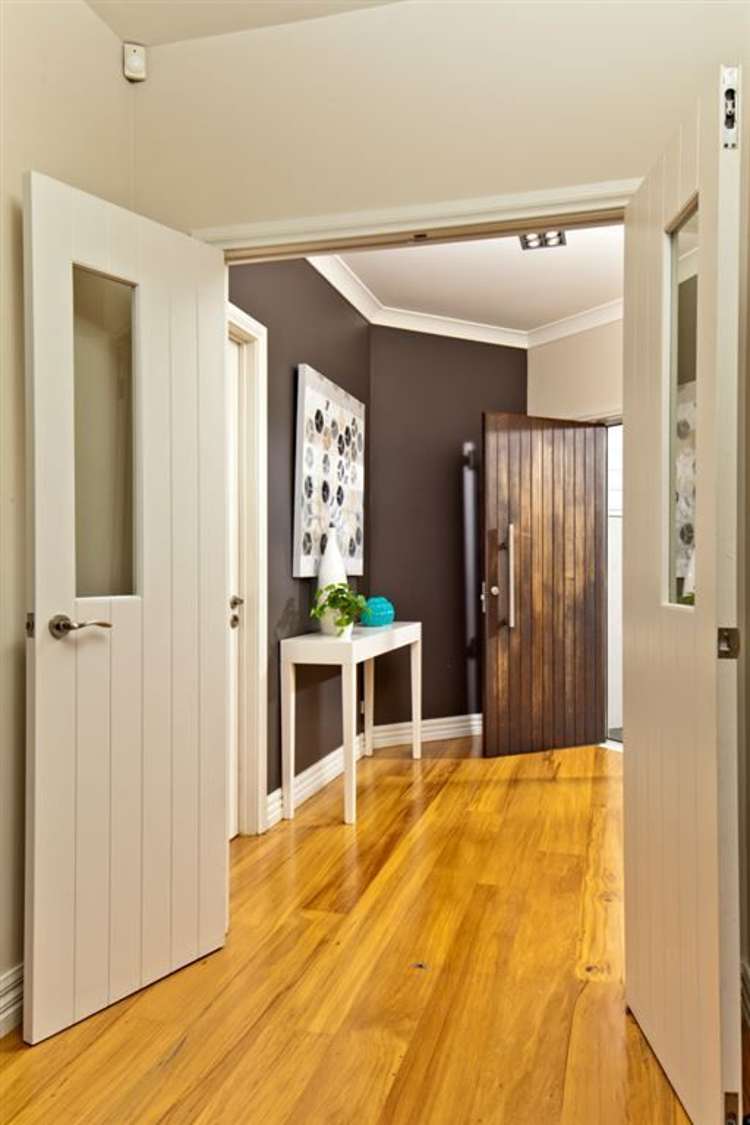 4 Bernard Magnus Lane Greenhithe_30