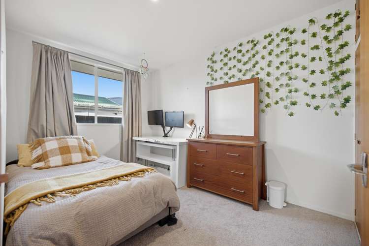 2/7 Ontario Place Wainoni_7