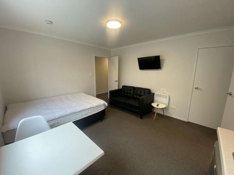 3A/28-30 Hunter Street Hamilton Lake_4