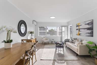 2/4 Cecil Road_3