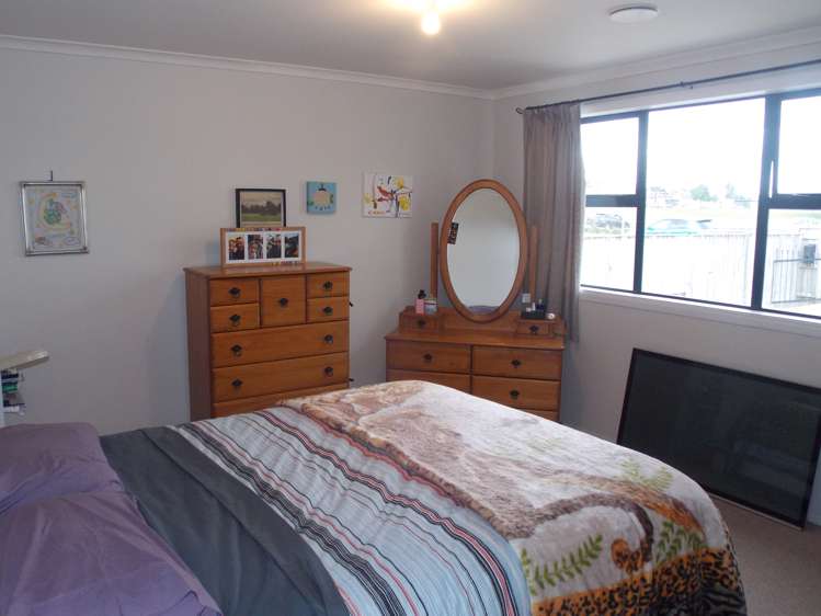 486 Tremaine Avenue Takaro_6