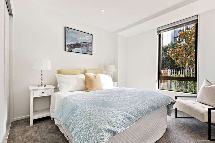 04/4g Bluegrey Avenue Stonefields_7