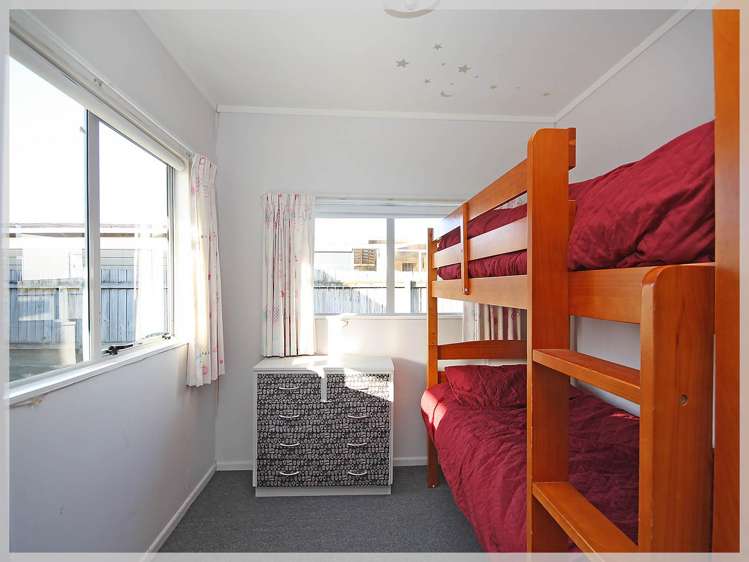 13 Dewe Terrace Foxton Beach_13