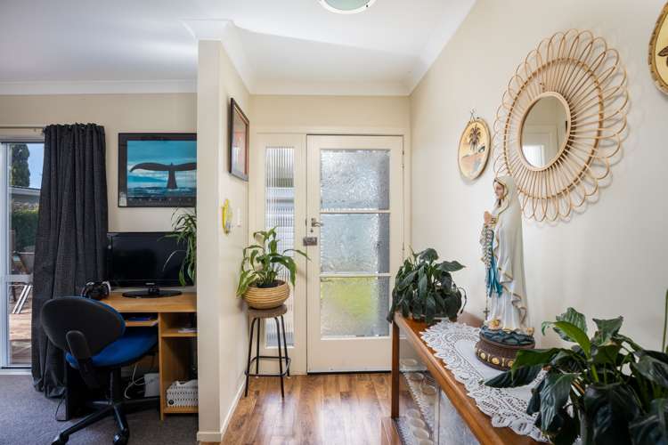 136a Seaview Road Westown_13