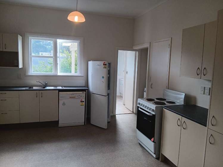 1/210 Rintoul Street Berhampore_4