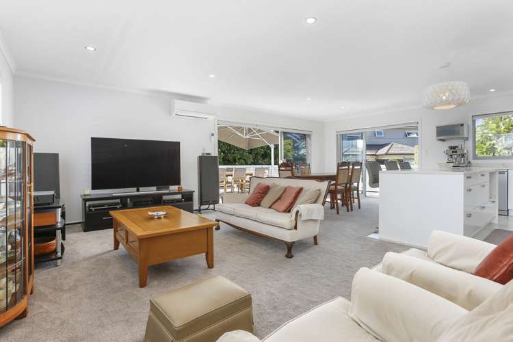 82 Taylor Road Mangere Bridge_5