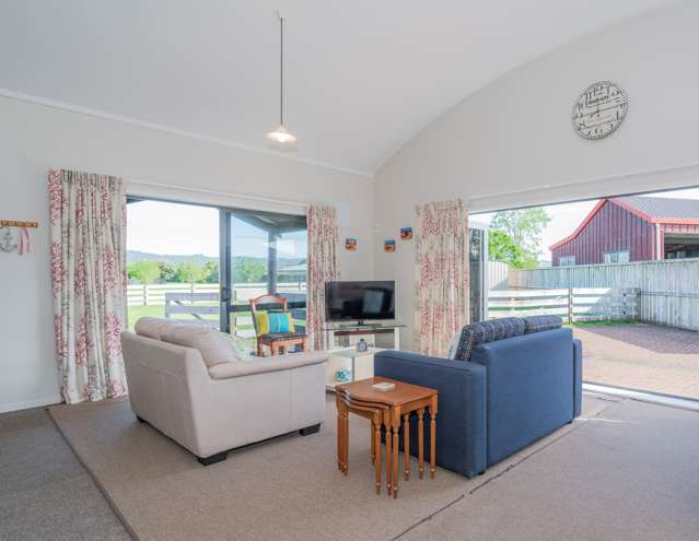 45 Cholmondeley Crescent Whitianga_3