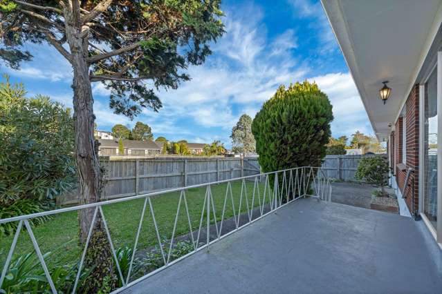 2/1 Chevis Place Pakuranga_3