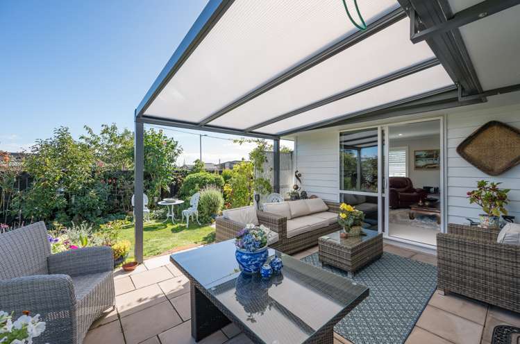 58 Fairose Drive Richmond_25