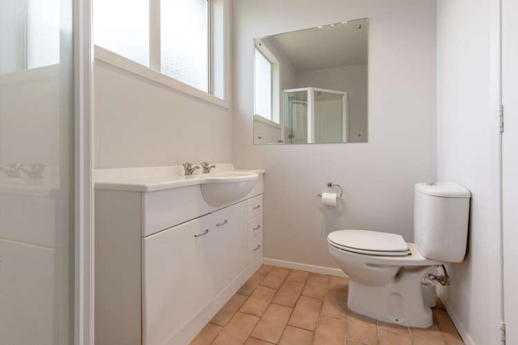 174 Te Rangitautahanga Road Turangi_11