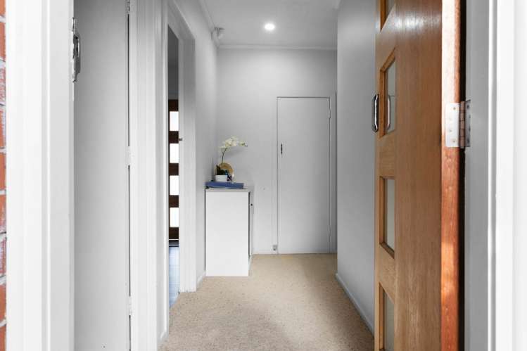 26 Clayton Road_3